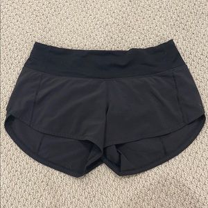 Black Speed Up Lululemon shorts